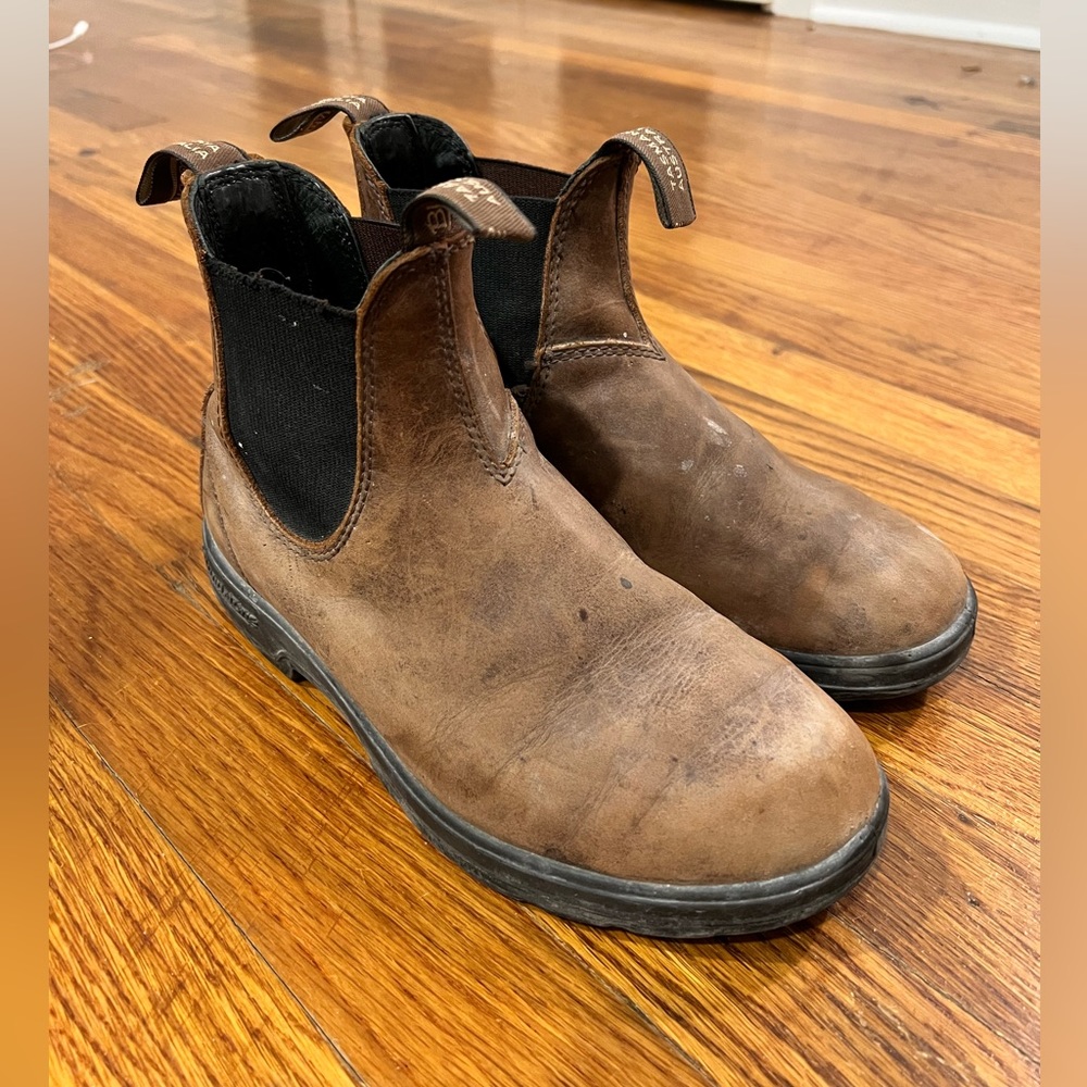 Used blundstones